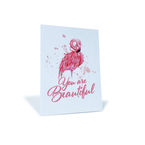 Postkarte mit rosa Flamingo und dem Spruch "You are beautiful"