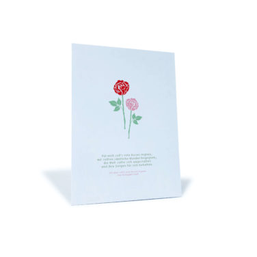 Rosen-Postkarte mit dem Zitat aus dem Lied “Für mich soll’s rote Rosen regnen” von Hildegard Knef.