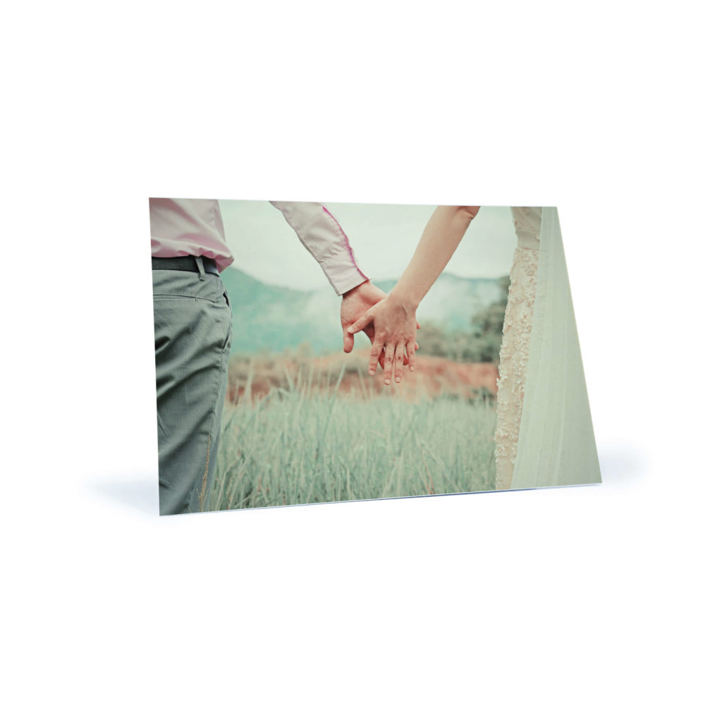 Romantische LiebesPostkarte "Loving Hands" kaufen Stay Inspired!